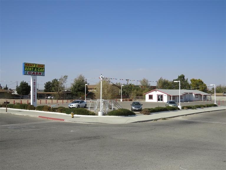 More Photos Of 15482 Bear Valley Rd, Victorville Auto Dealership For Lease