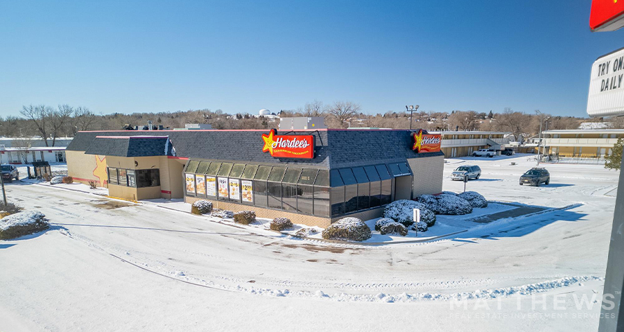 Primary Photo Of 207 S Miller Ave, Gillette Fast Food For Sale