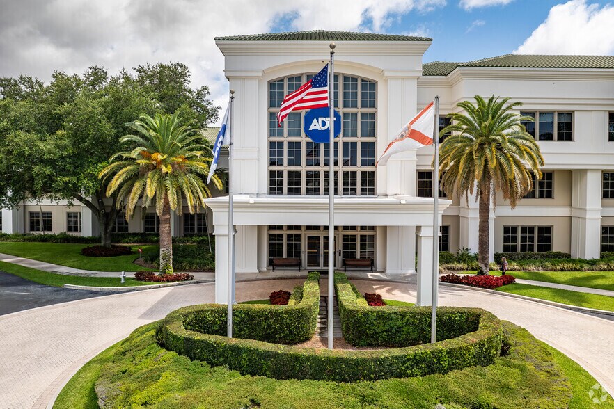 More Photos Of 1501 Yamato Rd, Boca Raton Office For Lease