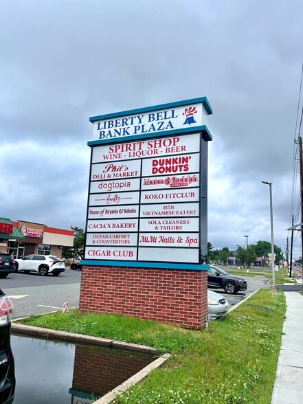 More Photos Of 2077-2099 E Marlton Pike, Cherry Hill Unknown For Lease