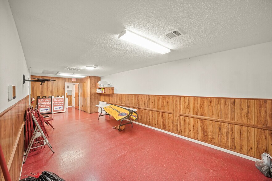 More Photos Of 3711 W Orem Dr, Houston Religious Facility For Sale