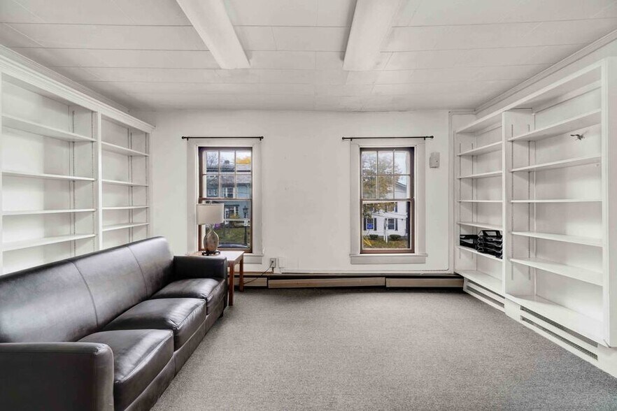 More Photos Of 10-12 Pearl St, Essex Junction Office Residential For Sale