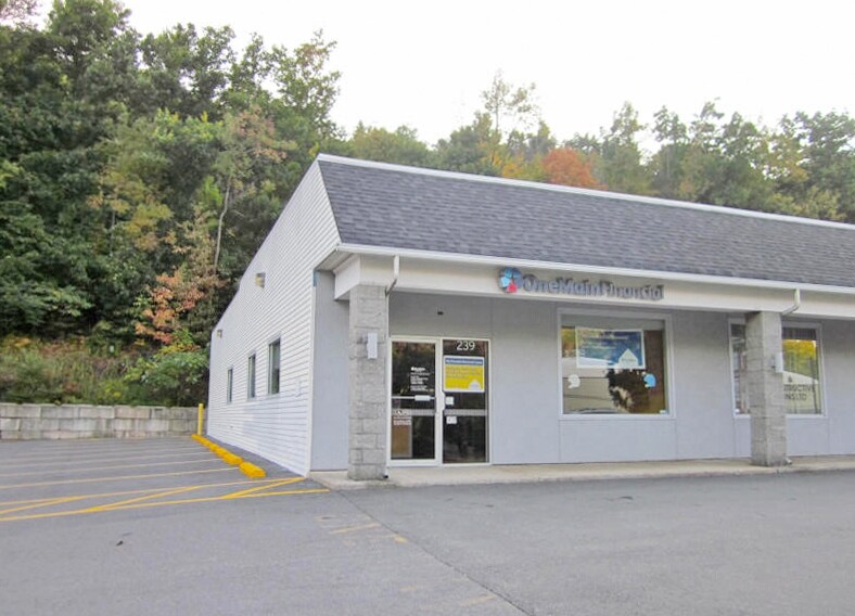 More Photos Of 239 Northern Blvd, Clarks Summit Medical For Lease