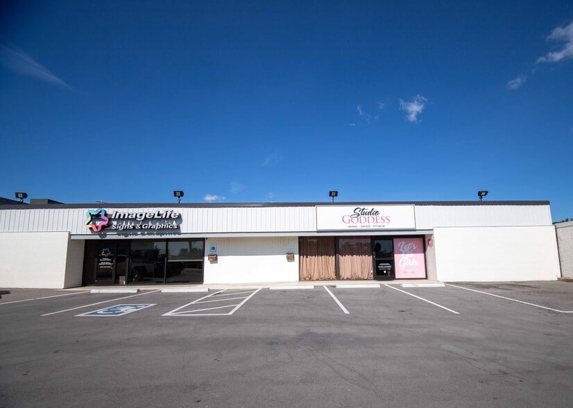 Primary Photo Of 919-921 8th Ave S, Nashville General Retail For Lease