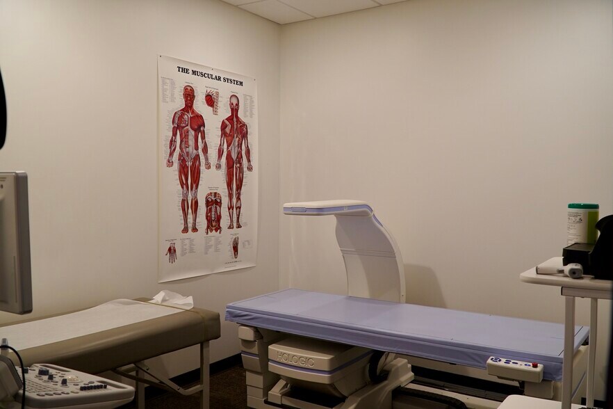 More Photos Of 5850 W Cypress St, Tampa Office For Lease