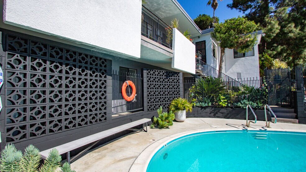 More Photos Of 200 S Avenue 59, Los Angeles Apartments For Sale