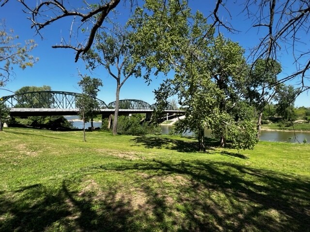 More Photos Of 804 Robson St, Columbus Specialty For Sale