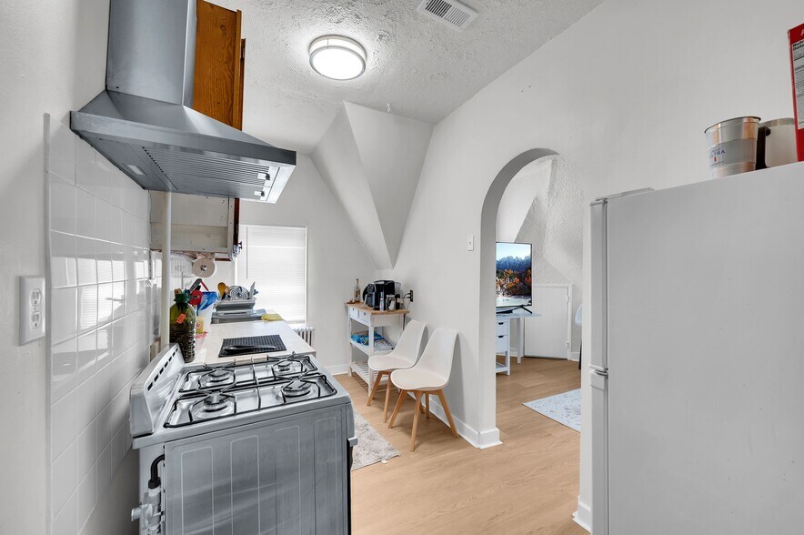 More Photos Of 402 2nd Ave, Long Branch Apartments For Sale