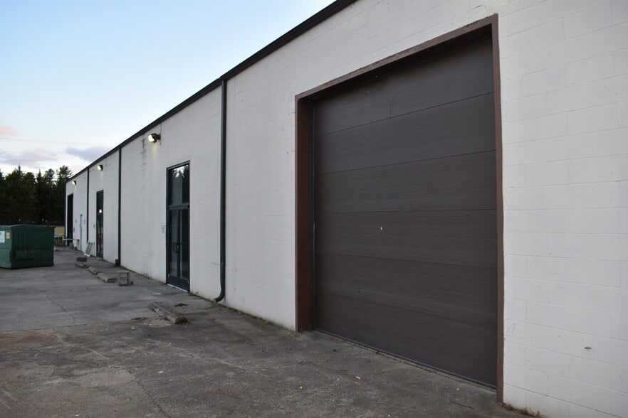 More Photos Of 197 Halltown Rd, Harpers Ferry Warehouse For Lease