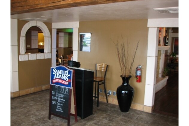 More Photos Of 1605 E Oltorf St, Austin Restaurant For Lease