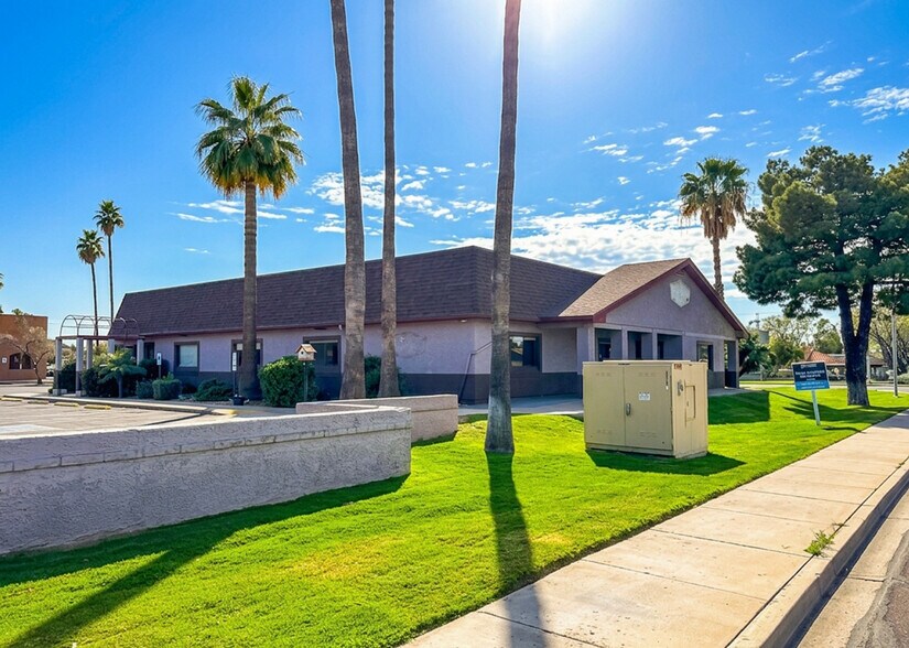 More Photos Of 5161 W Thunderbird Rd, Glendale Restaurant For Sale