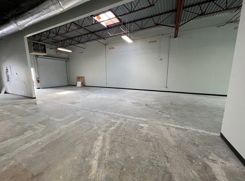 More Photos Of 1785 E Park Place Blvd, Stone Mountain Unknown For Lease