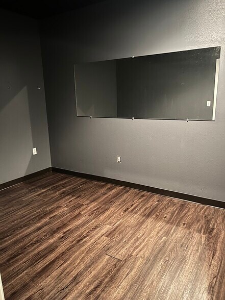 More Photos Of 1122 Thomasville Rd, Tallahassee Freestanding For Lease