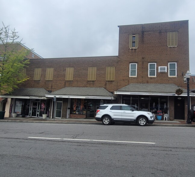 Primary Photo Of 1517-1525 Front St, Richlands Storefront Retail Residential For Sale