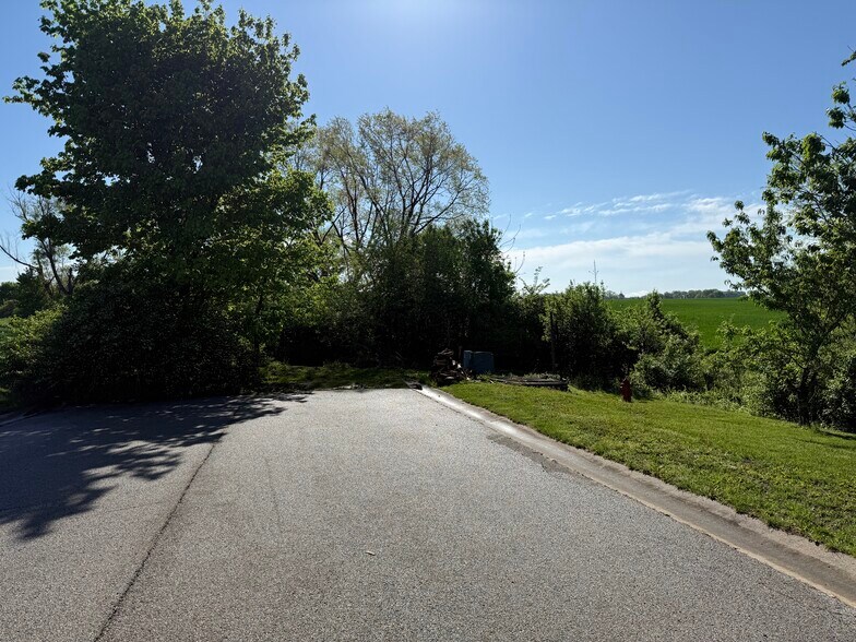 More Photos Of Vandebrook Dr, Waterloo Land For Sale