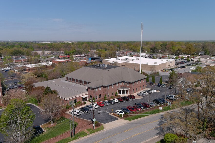 More Photos Of 603 Dolley Madison Rd, Greensboro Medical For Lease
