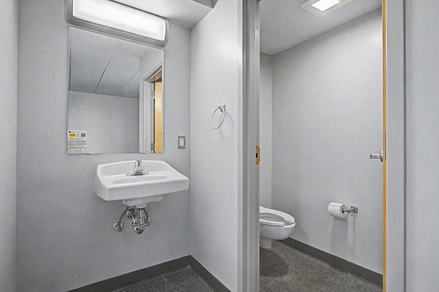 More Photos Of 3520 Alexandria Pike, Newport Apartments For Sale
