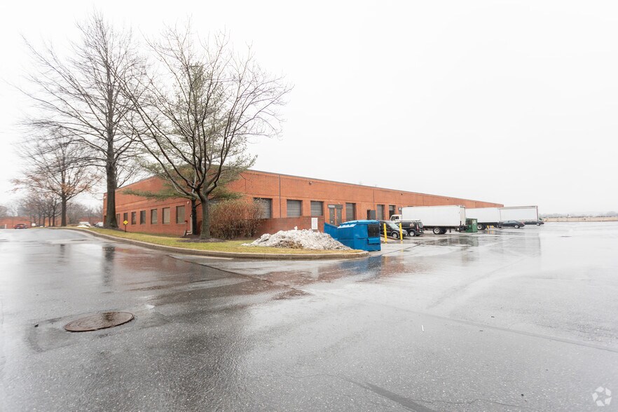 More Photos Of 1500 Caton Center Dr, Arbutus Unknown For Lease