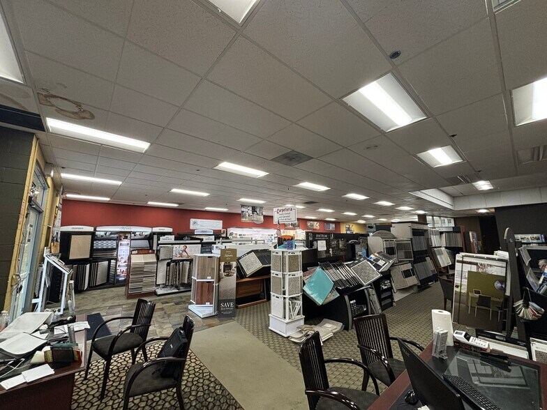 More Photos Of 415-423 E Hamilton Ave, Campbell Freestanding For Lease