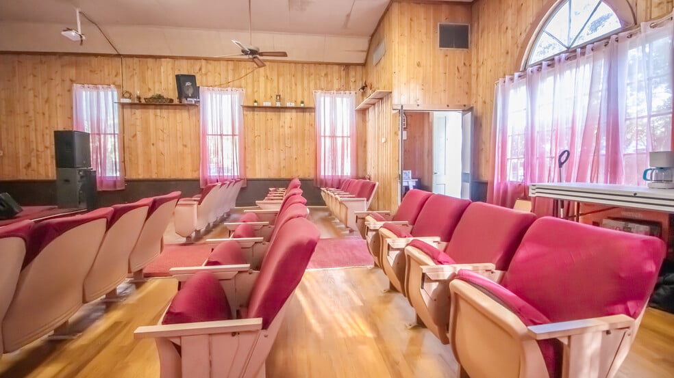 More Photos Of 14245 Cole St, Waldo Specialty For Sale