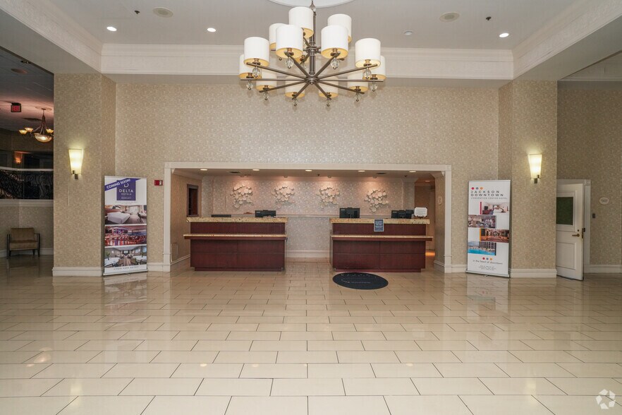 More Photos Of 200 E Amite St, Jackson Hotel For Sale