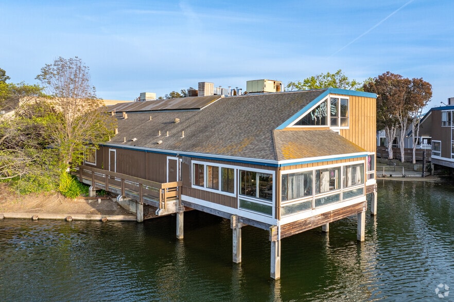 More Photos Of 867-891 Island Dr, Alameda Unknown For Lease