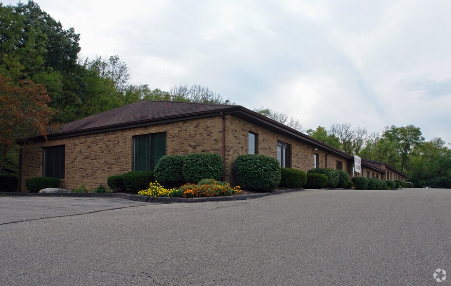 More Photos Of 10671-10800 McSwain Dr, Sharonville Loft Creative Space For Lease