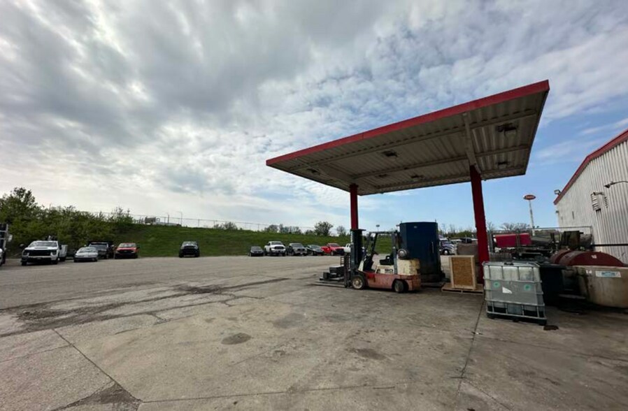 More Photos Of 635 Viox Dr, Erlanger Service For Sale