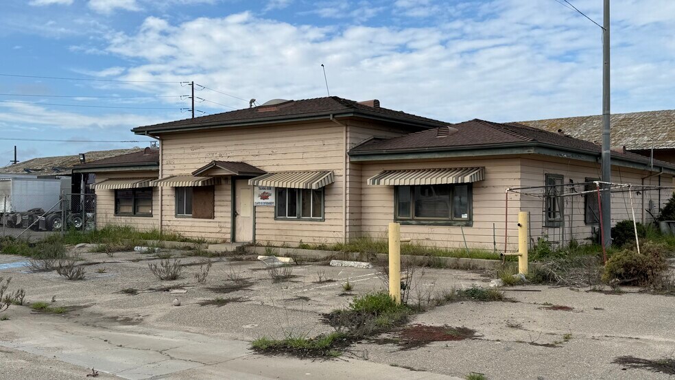 More Photos Of 714 S Blosser Rd, Santa Maria Industrial For Sale