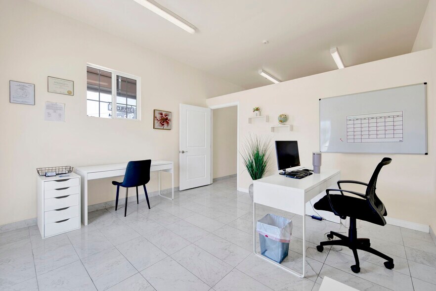 More Photos Of 7831 Foothill Blvd, Sunland Storefront Retail Office For Sale