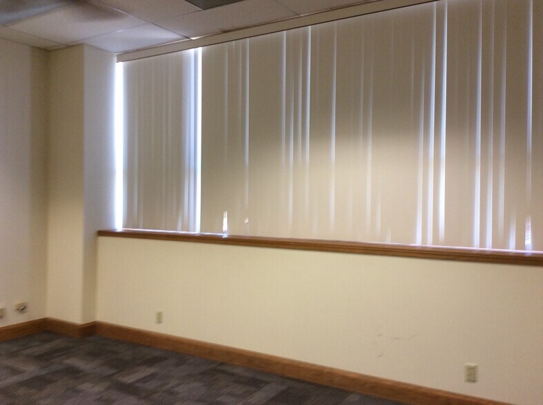 More Photos Of 205 Washington St, Burlington Office For Lease