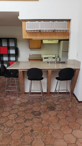 More Photos Of 2305 Glendale Blvd, Los Angeles Apartments For Sale