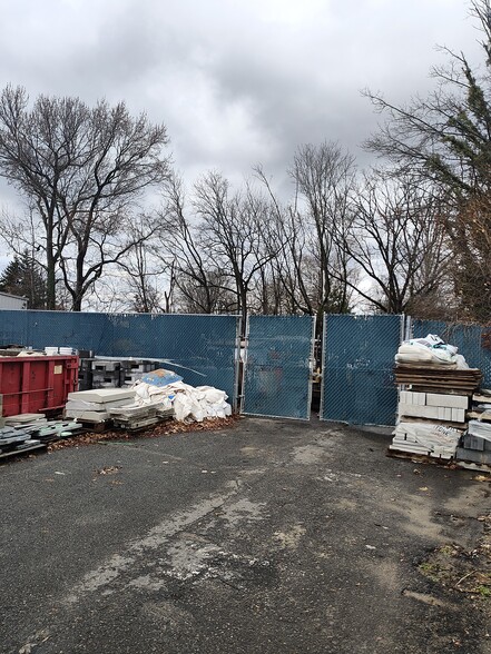 More Photos Of 615 Macdade Blvd, Collingdale Bar For Sale