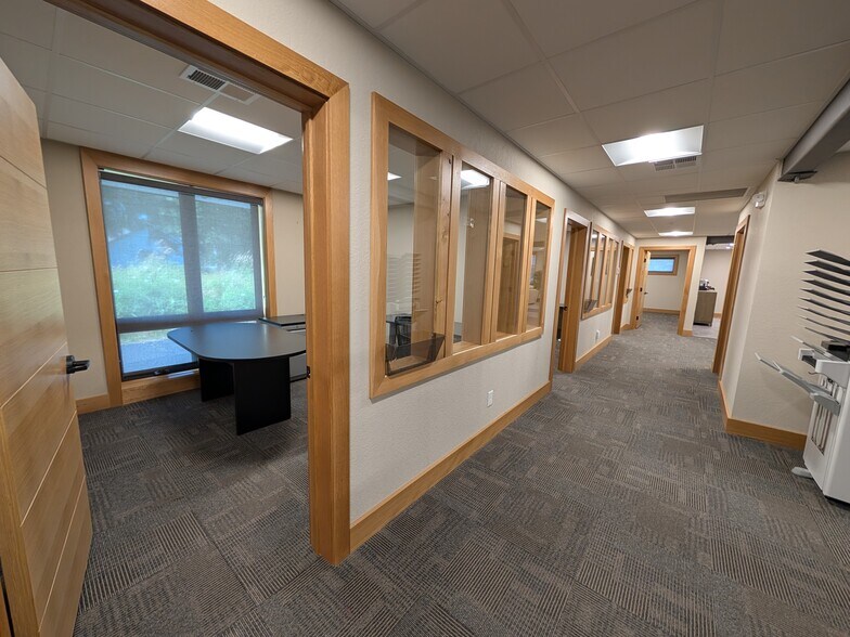 More Photos Of 5616 Third Ave, Ferndale Medical For Lease