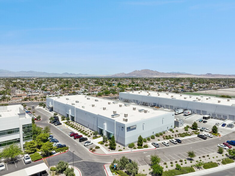 More Photos Of 1945 E Russell Rd, Las Vegas Distribution For Lease