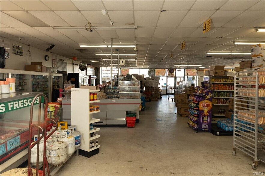 More Photos Of 4730 E Olympic Blvd, Los Angeles Supermarket For Lease
