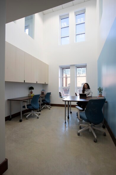More Photos Of 3110 Main St, Santa Monica Loft Creative Space For Lease