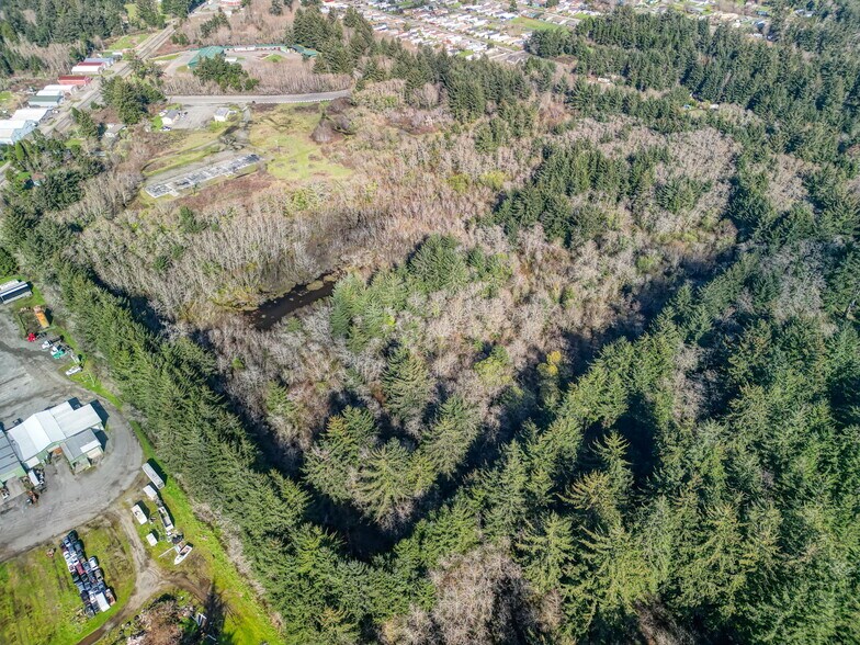 More Photos Of 645 Elk Valley Rd, Crescent City Warehouse For Sale