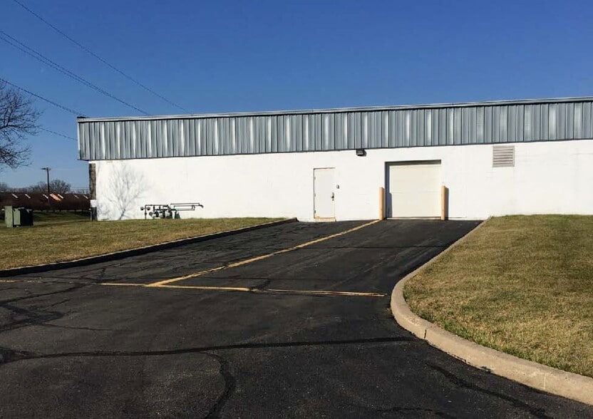More Photos Of 1600 Reed Rd, Pennington Light Distribution For Sale