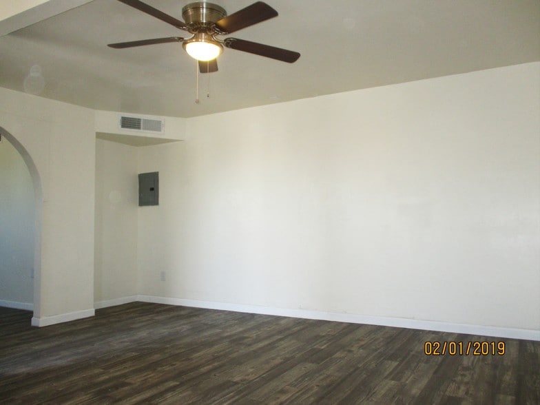 More Photos Of 10473 S Nogales Hwy, Tucson Specialty For Sale