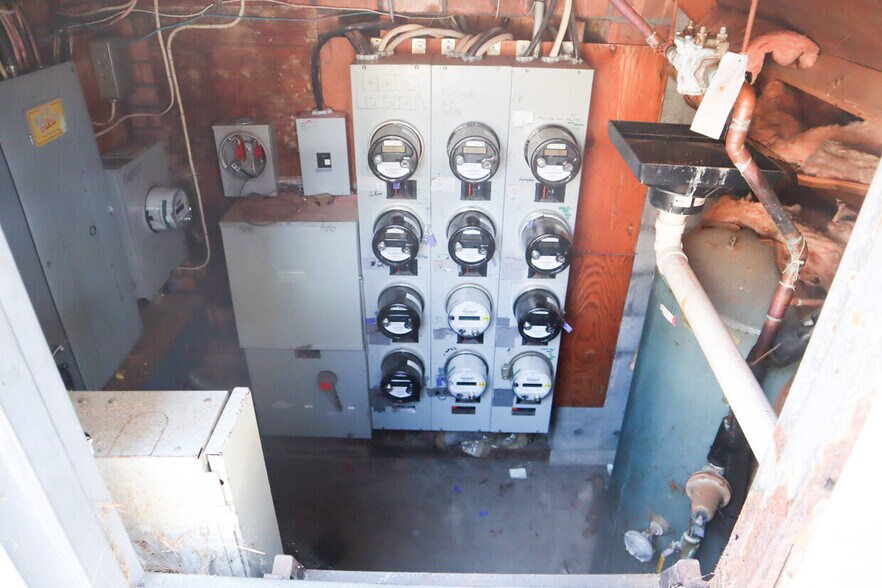 More Photos Of 103 Fort Salonga Rd, Northport Office For Sale