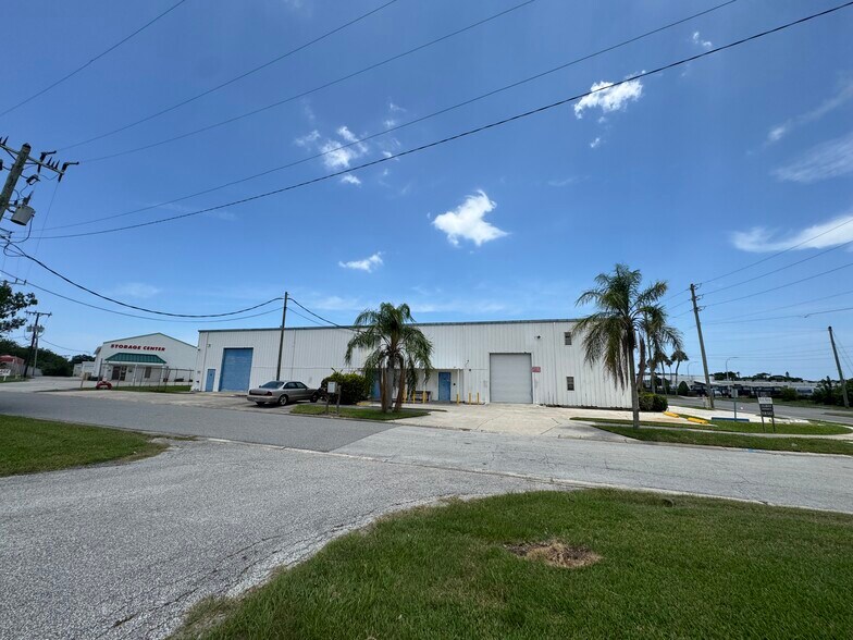 More Photos Of 280 W Central Blvd, Cape Canaveral Manufacturing For Sale