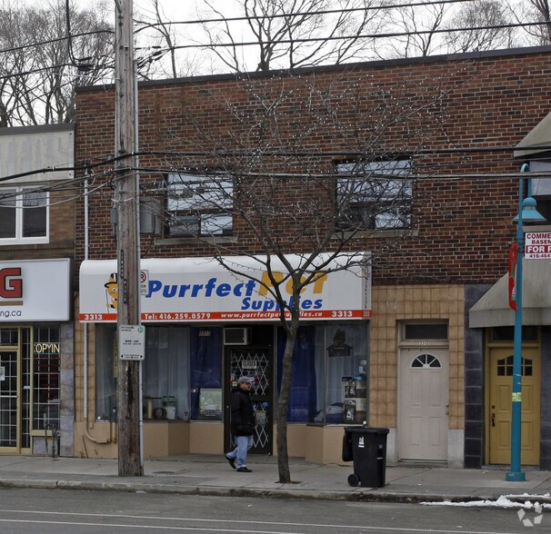 Primary Photo Of 3313 Lake Shore Blvd W, Toronto Storefront Retail Residential For Lease