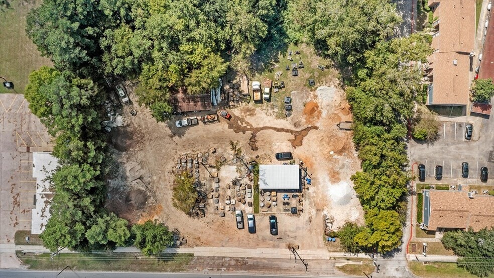 More Photos Of 1214 E Denman Ave, Lufkin Office For Sale