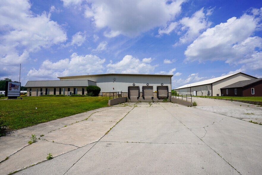 Primary Photo Of 300 Industrial Dr, Angola Manufacturing For Lease