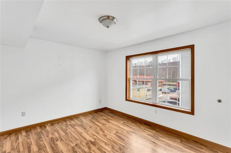 More Photos Of 456 2nd St, California Apartments For Sale