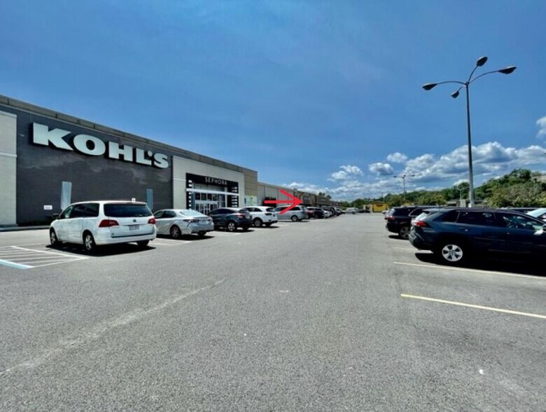 More Photos Of 2350 Central Park Ave, Yonkers Freestanding For Lease