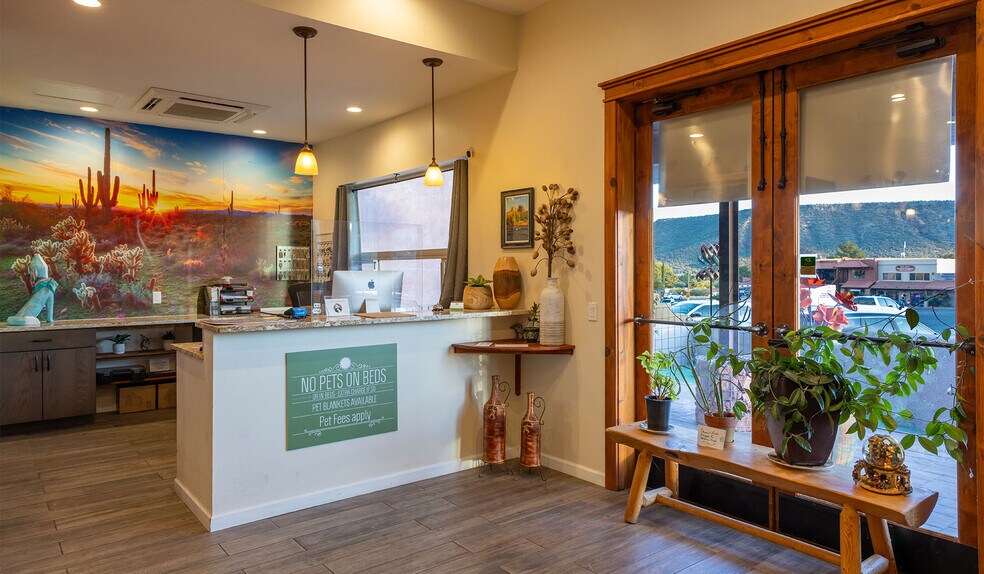 More Photos Of 105 Bell Rock Plz, Sedona Hotel For Sale