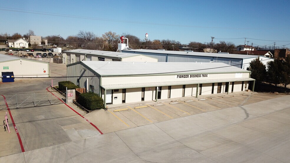 More Photos Of 6950 Eubanks St, Frisco Warehouse For Sale