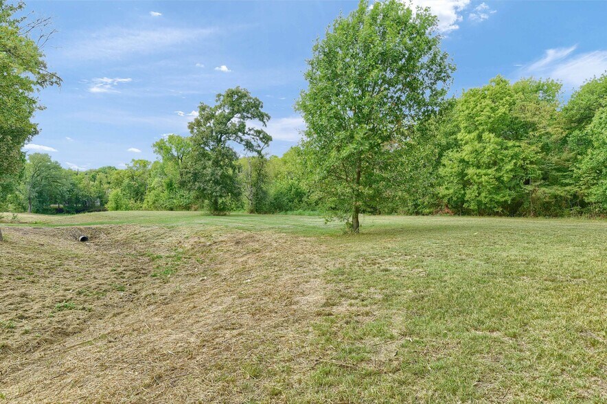 More Photos Of TBD TBD Ole Ambrose Road, Bells Land For Sale